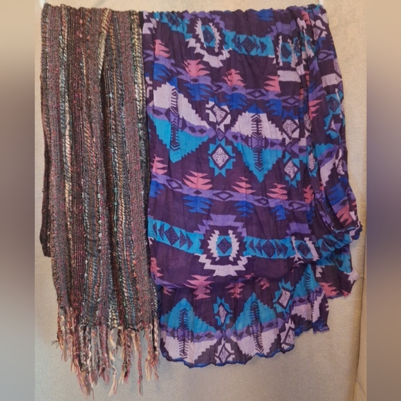 Scarf Bundle - Picture 4 of 4